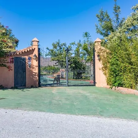 La Dacha Villa